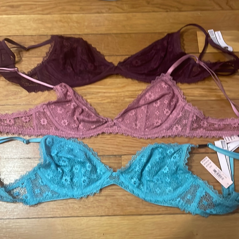 3 Victoria’s Secret Floral Lace Bralettes Size Medium